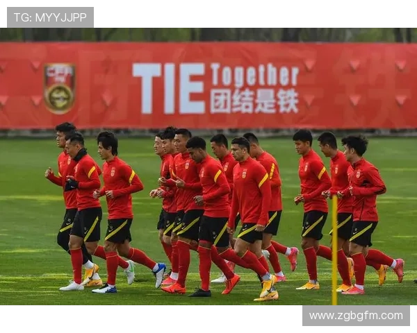 国足集训备战世预赛新阵容亮相联赛争冠格局生变青年球员崛起引关注